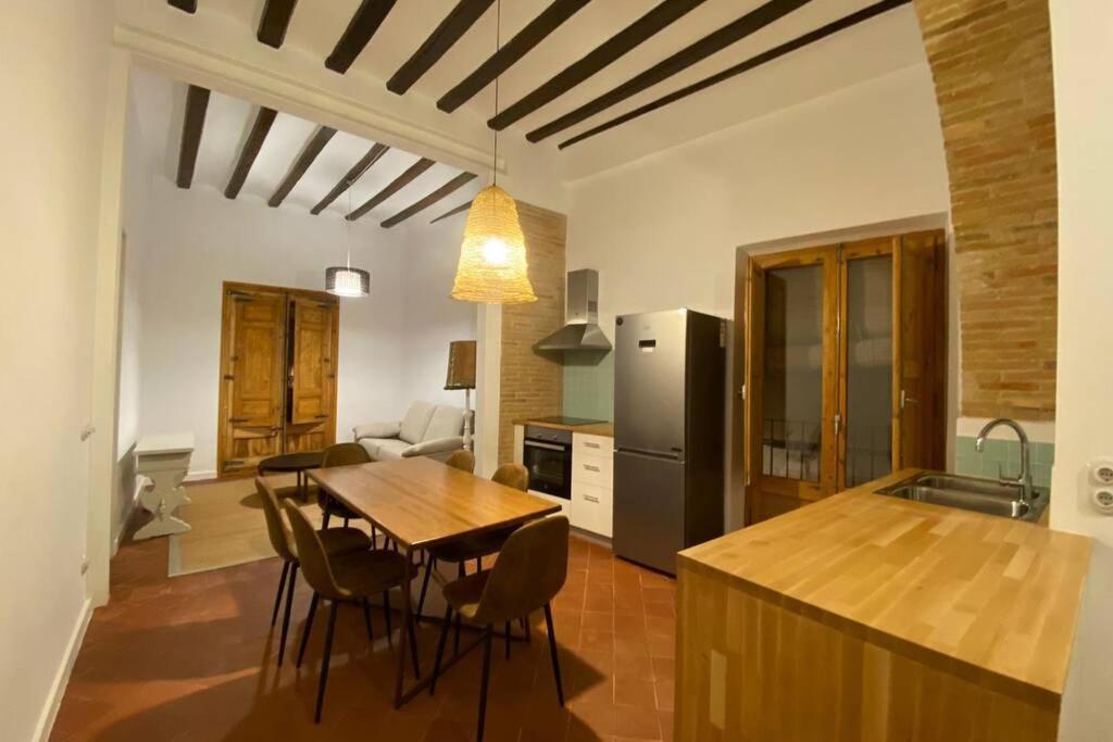 Casa Moner Loft Edifici Historic Centre Medieval De Castello Castello  D'Empuries Eksteriør billede